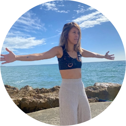 Pamela Salgado - Astrobio